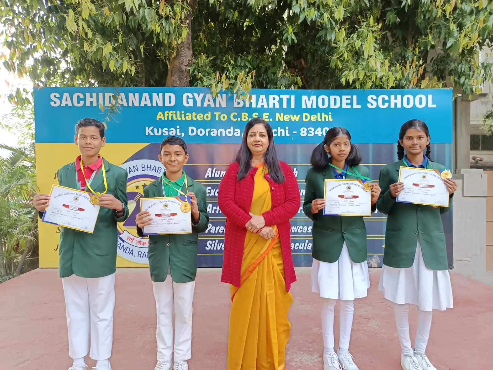 Interschool Gita chanting winners3